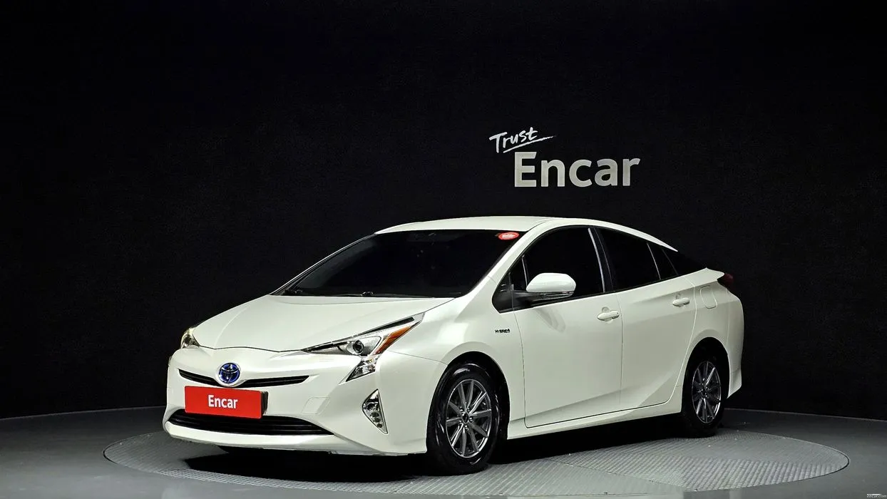 Авто из Кореи Toyota Prius 1.8 E, 2018