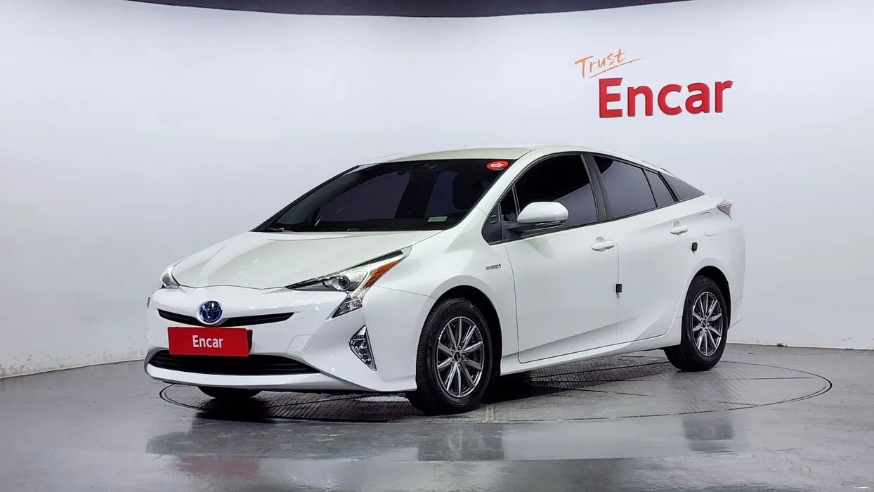 Авто из Кореи Toyota Prius 1.8 E, 2018