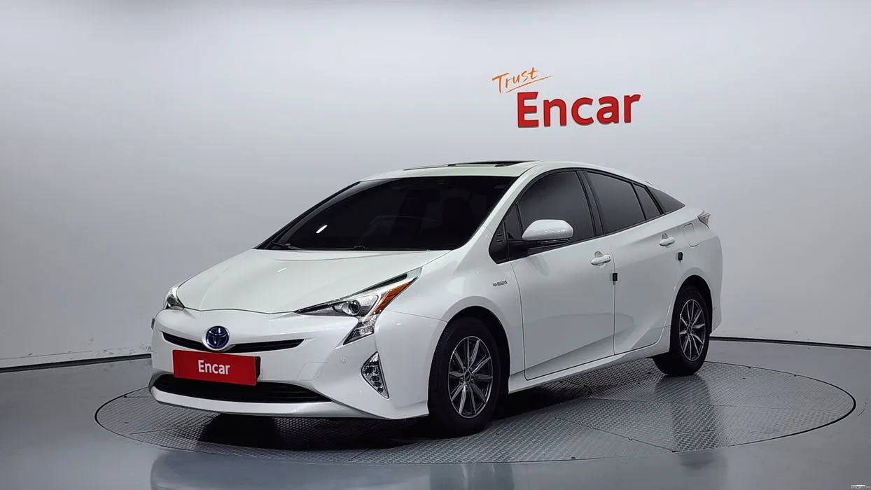 Авто из Кореи Toyota Prius 1.8 S, 2018