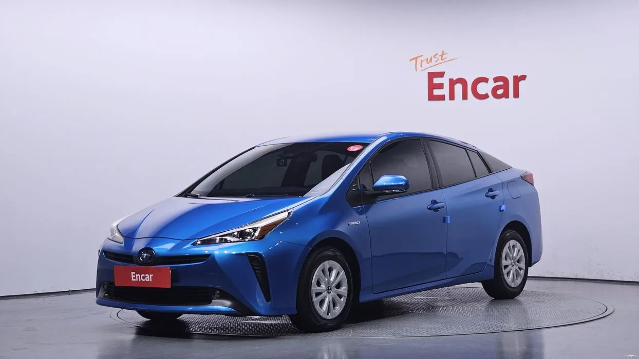 Toyota Prius c 2020