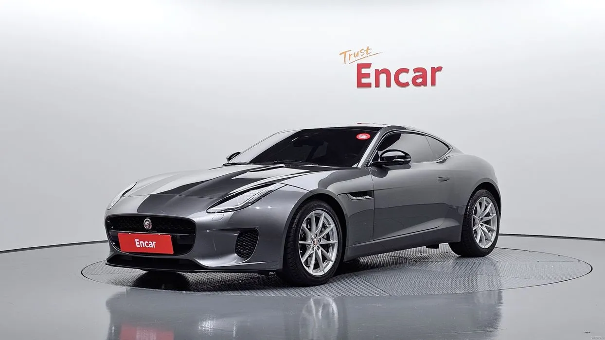 Jaguar f Type 2019