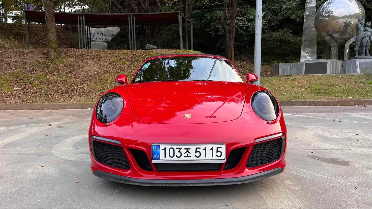 Porsche 911 Carrera GTS Cabriolet