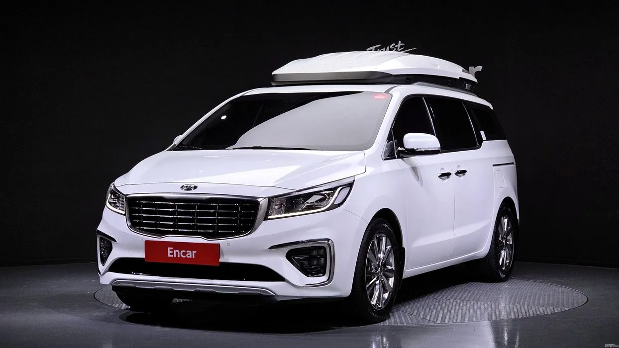 Авто из Кореи Kia Carnival 9 -seater outdoor Prestige, 2019