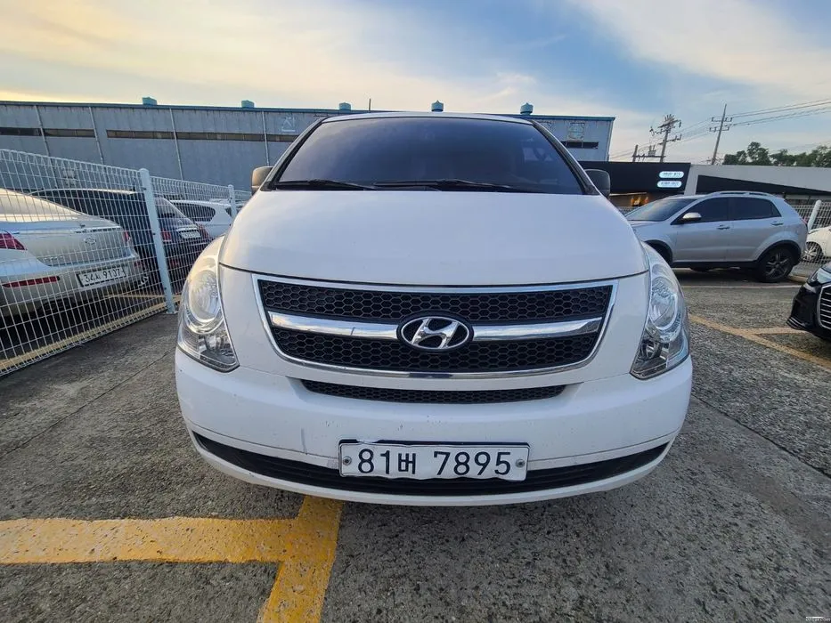 Купить Hyundai Starex 2012 Года